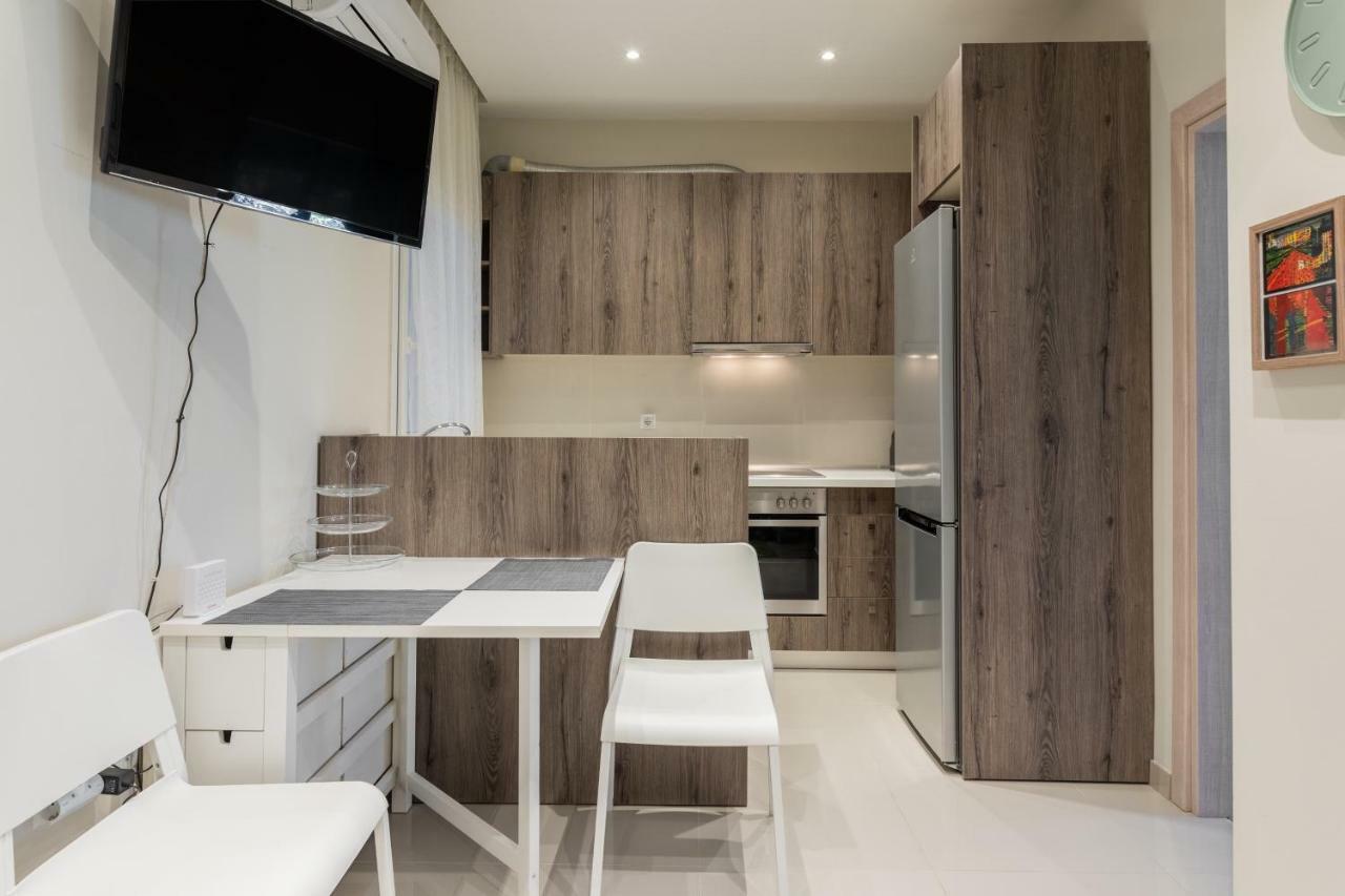 Cozy Apartment In City Center Salonic Exterior foto